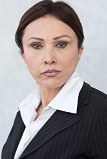 Aziza Qureshi